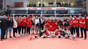 17 Yaş Altı Kadın Milli Voleybol Takımı namağlup Avrupa Şampiyonası finallerinde