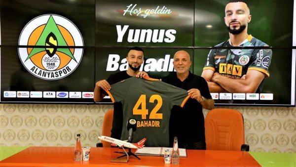 Alanyaspor PSV Eindhoven'dan Yunus Bahadır'ı kadrosuna kattı