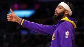 Anthony Davis'ten 186 milyon dolarlık rekor imza