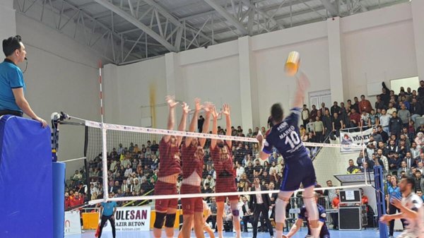 AXA Voleybol Efeler Ligi: TÜRŞAD: 0 - Galatasaray: 3