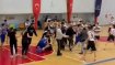 Basketbol maçı ringe döndü! Yumruklar havada uçuştu