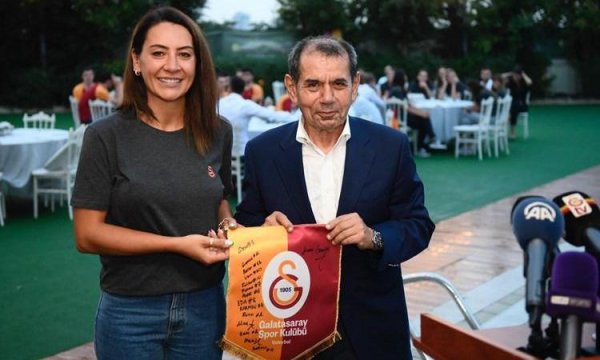 Dursun Özbek ve Gizem Güreşen'den transfer diyaloğu!