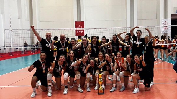 Eczacıbaşı, Küçük Kızlar Türkiye Şampiyonu oldu