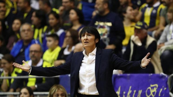 Fenerbahçe Kadın Basketbol Takımı'nın yeni koçu Valerie Garnier oldu
