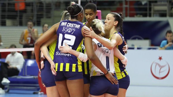 Fenerbahçe Opet - Galatasaray HDI Sigorta maç sonucu: 3-0