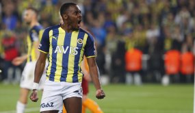 Fenerbahçeli futbolcu Bright Osayi-Samuel: Taraftarlarımız inanılmazdı