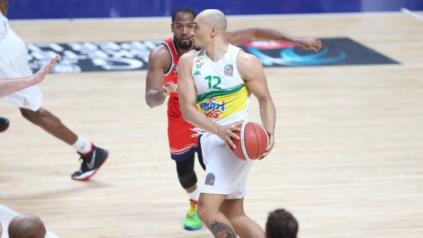 Frutti Extra Bursaspor - Bahçeşehir Koleji maç sonucu: 80-78