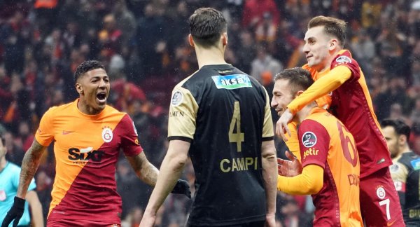 Galatasaray haberi... Halil Dervişoğlu’nun 4. gol sevinci