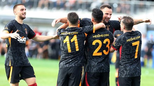 Galatasaray'da dikkat çeken iki performans