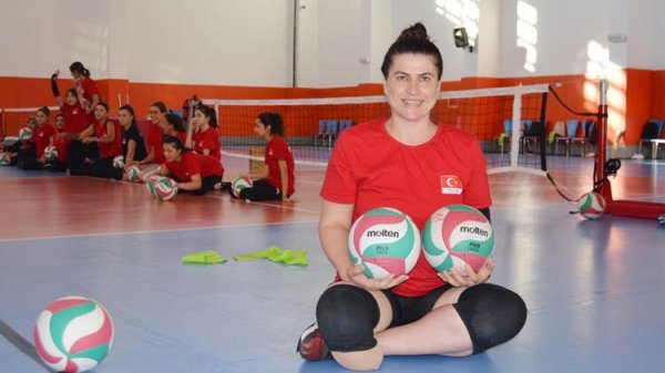 Göksu Kendier, voleybol sayesinde hayata sarıldı