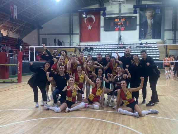 Göztepe Voleybol, Sakarya'dan mutlu ayrıldı