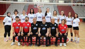 Kahramanmaraş Kadın Voleybol, hedefi 1. Lig olarak belirledi