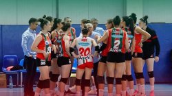 Karşıyaka Voleybol'da düşüş devam ediyor