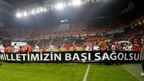 Kayserispor - Galatasaray maçında Bartın için saygı duruşu