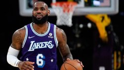 LeBron James'ten Los Angeles Lakers ile 2 yıllık anlaşma! 97.1 milyon Dolar