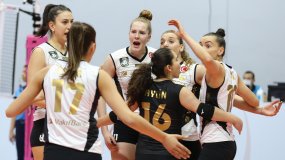 Lider VakıfBank, Sarıyer deplasmanında set vermedi