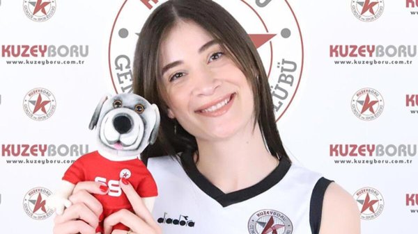 Milli voleybolcu Tuğba Şenoğlu, Kuzeyboru'da