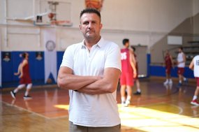 Nazilli Belediyespor Erkek Basketbol Takımı parkeye iniyor