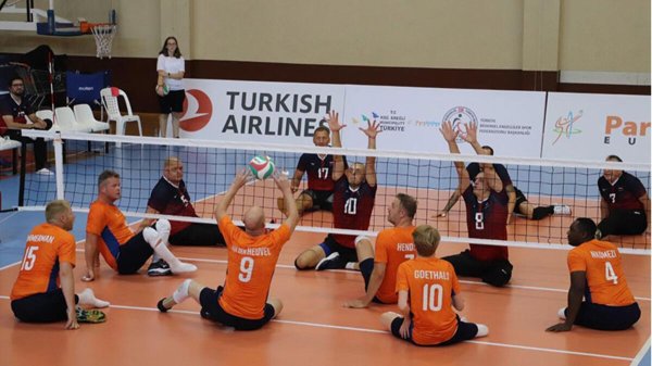 Oturarak Voleybol Gümüş Ligi başladı