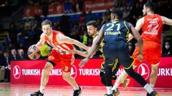 (ÖZET) Kızılyıldız - Fenerbahçe Beko maç sonucu: 74-69