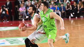 Pınar Karşıyaka - Tofaş maç sonucu: 79-78