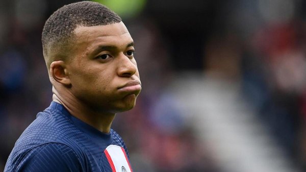 PSG'de Kylian Mbappe krizi büyüyor!