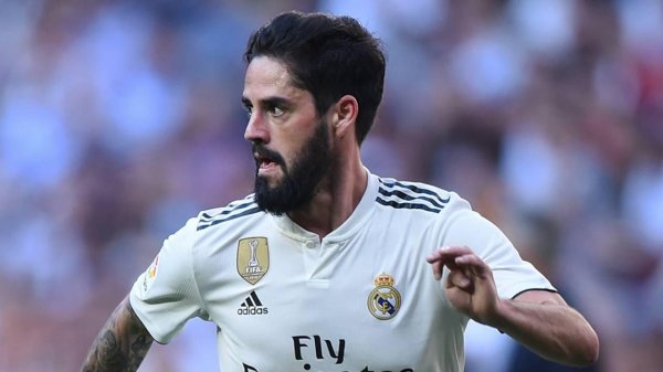 Real Madrid'de Isco, Twitter'da taraftarla tartıştı