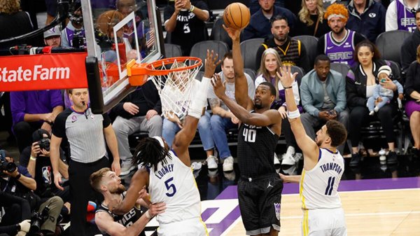 Sacramento Kings seride durumu 2-0 yaptı