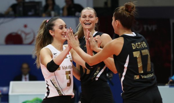 VakıfBank, Sultanlar Ligi'nde kayıpsız devam ediyor