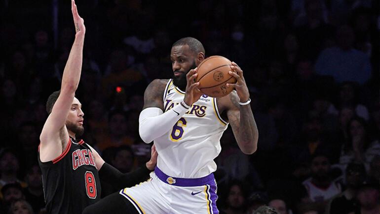 LeBron Jamesden 16 yıl sonra bir ilk Chicago Bulls karşısında bunu yaşadı